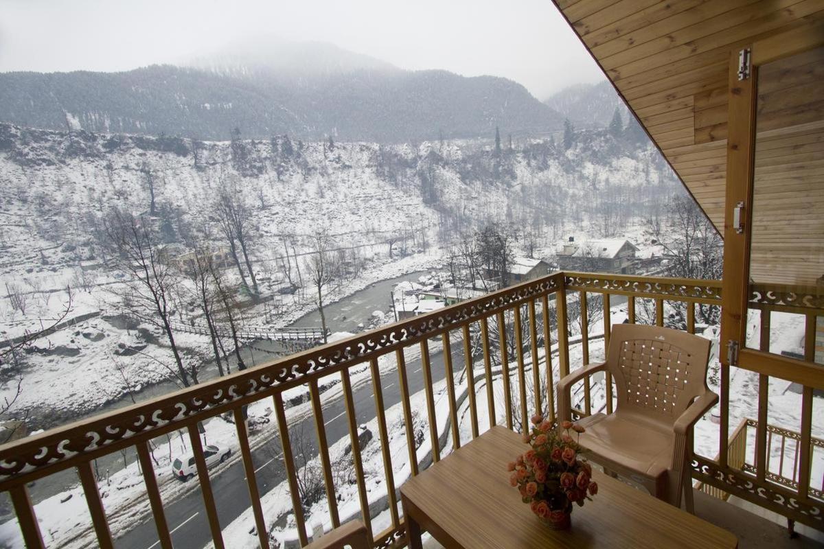 River Side Cottage Manali  Bagian luar foto